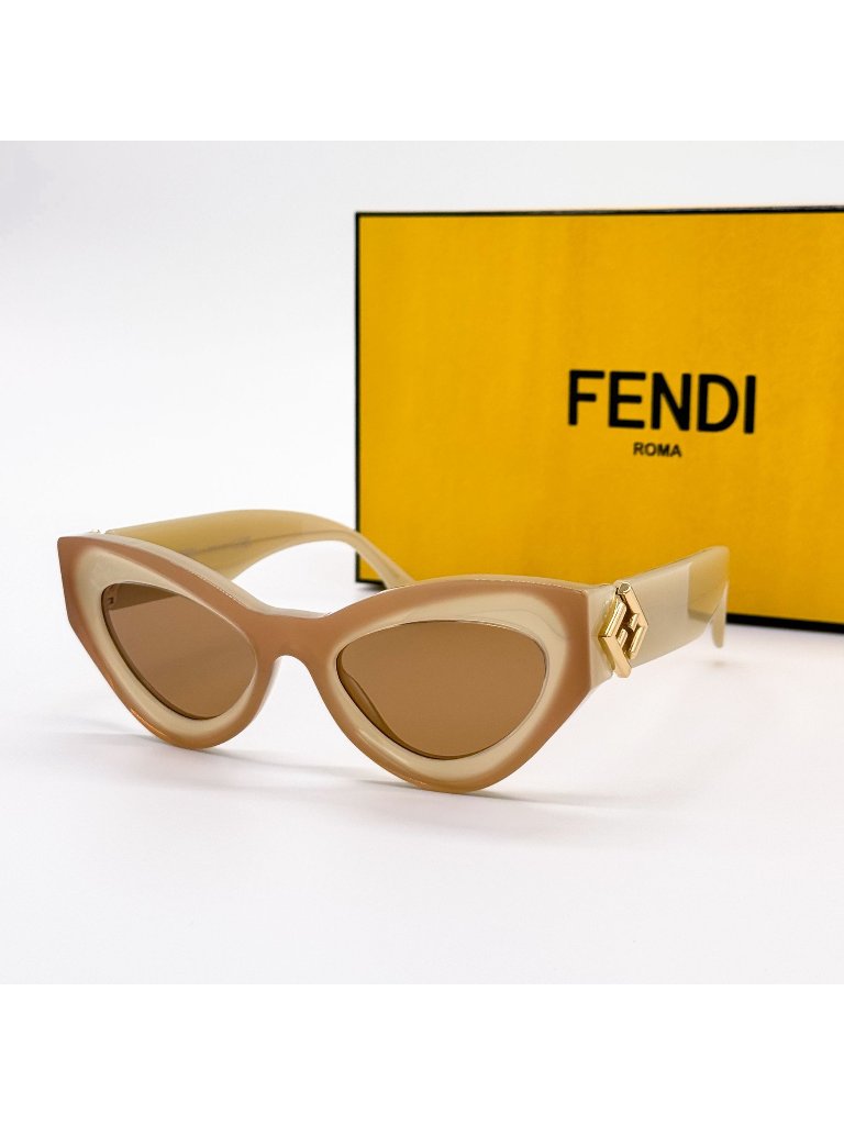 New Fendi Sunglasses Fe40146i 57e Beige Women Eyewear